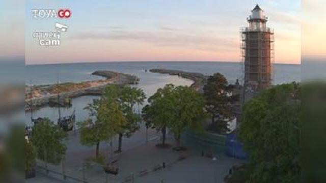 Kamera z widokiem na latarnię morską w Kołobrzegu